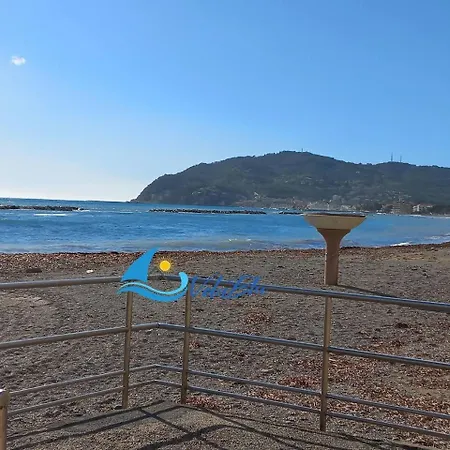 Capitan Gino, La Dietro L'angolo San Bartolomeo Al Mare