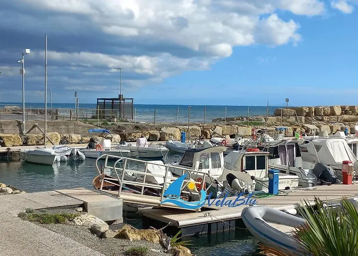 Capitan Gino, La Dietro L'angolo * San Bartolomeo Al Mare