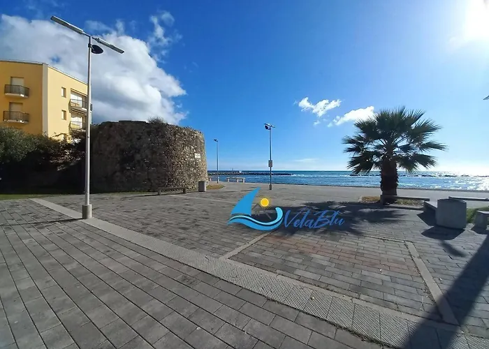 Capitan Gino, La Dietro L'angolo San Bartolomeo Al Mare